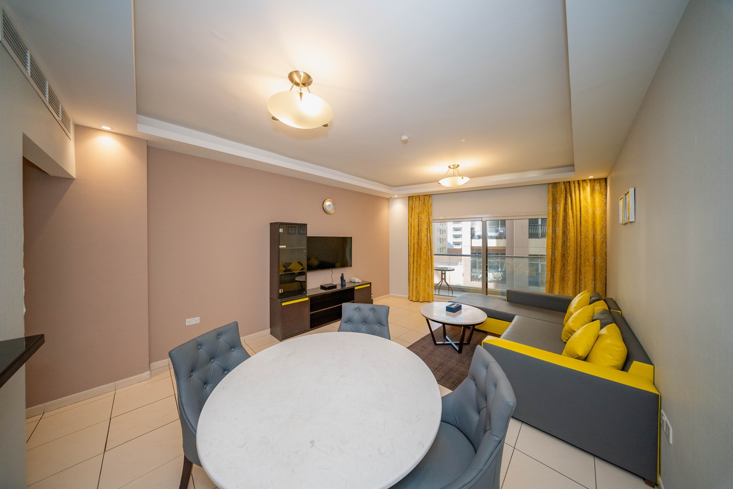 Deluxe Two Bedroom Apartments